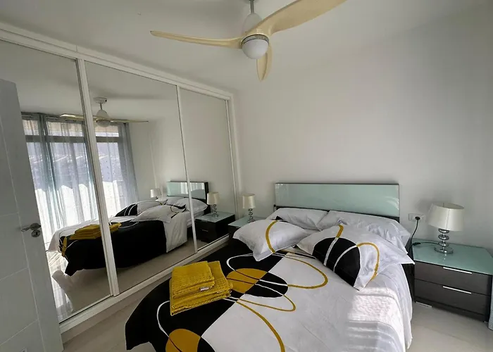 Iki Black Cristianos Los Cristianos (Tenerife)