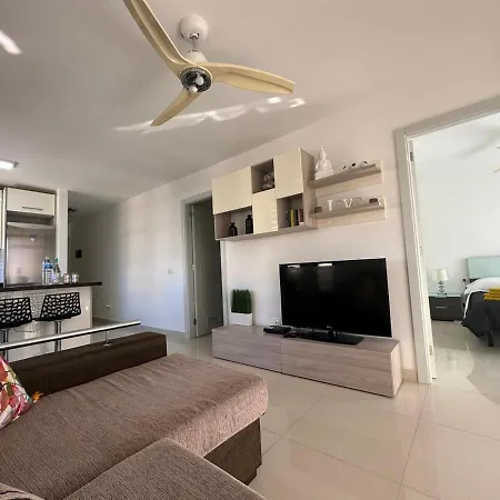 Iki Black Cristianos Appartement *