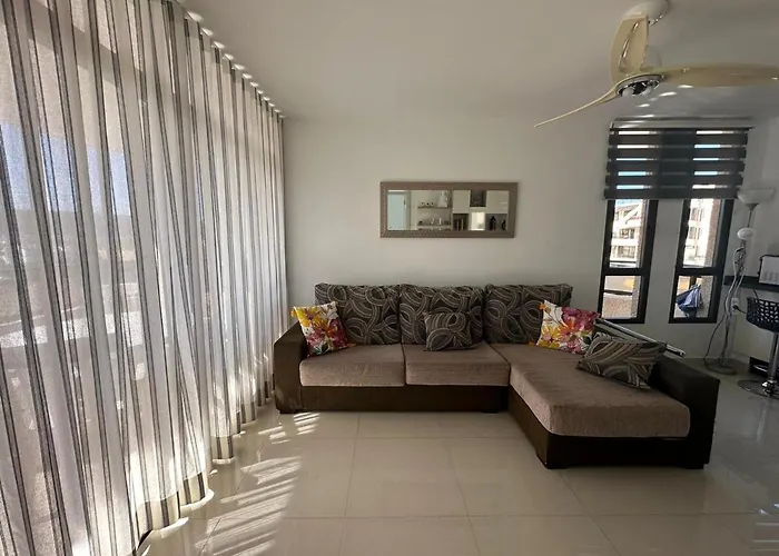 Iki Black Cristianos Appartement *